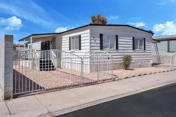 Las Vegas, NV 89122,3341 Death Valley DR