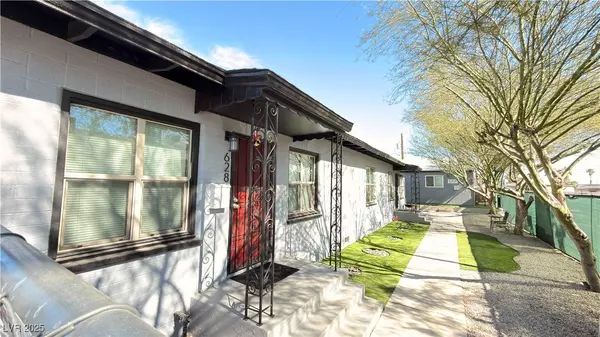 Las Vegas, NV 89101,628 N 9th ST