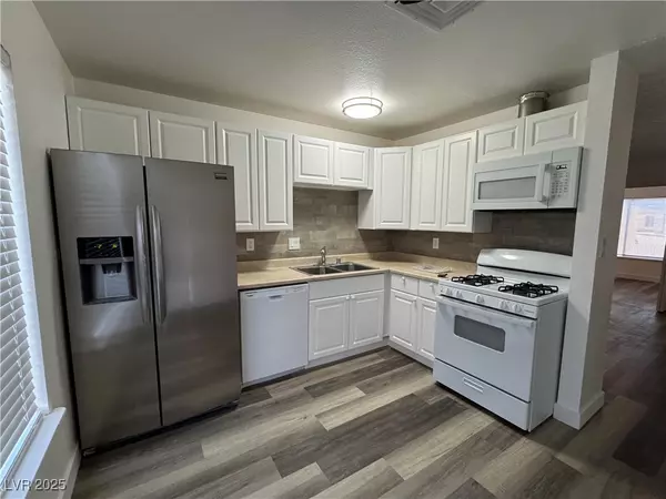 Las Vegas, NV 89147,7112 Forest Vista ST