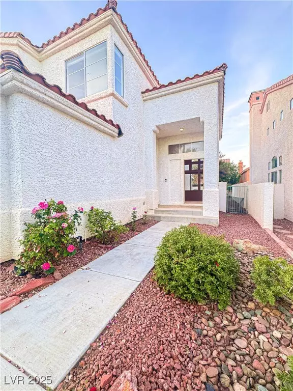 Las Vegas, NV 89134,9532 Aspen Glow DR