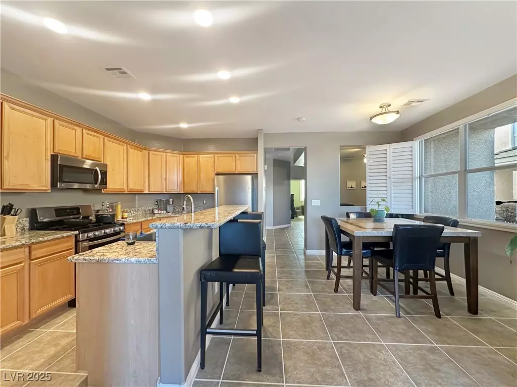 Henderson, NV 89011,1004 Crescent Falls ST