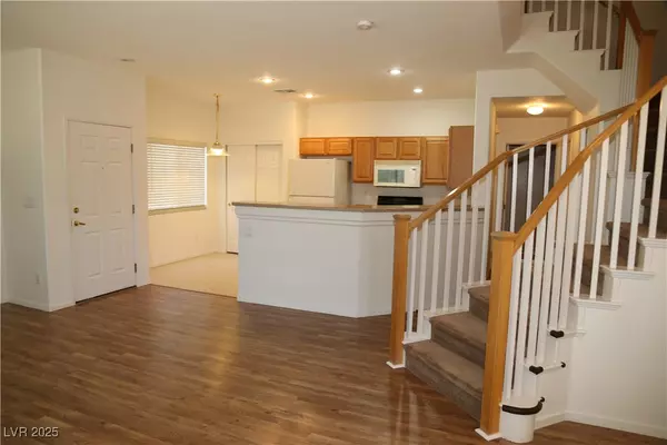 Henderson, NV 89002,2505 April Breeze LN