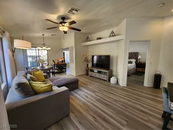 Las Vegas, NV 89149,7310 Camrose Ridge PL #101