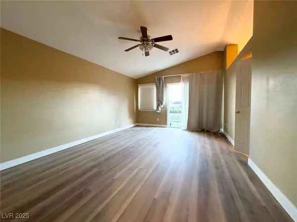 Las Vegas, NV 89166,9553 Madsen Glen CT