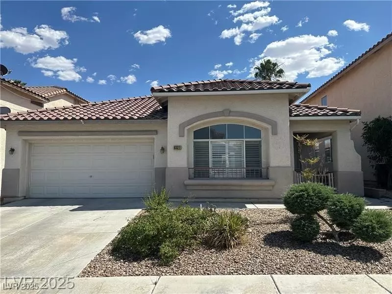 8337 Ruby Heights AVE, Las Vegas, NV 89117