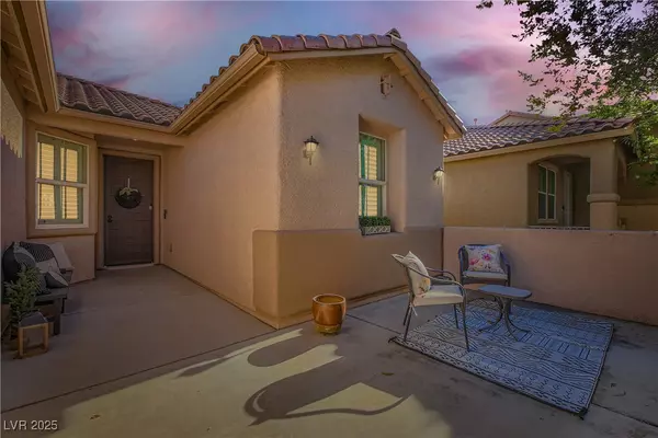 North Las Vegas, NV 89084,2109 Silvereye DR