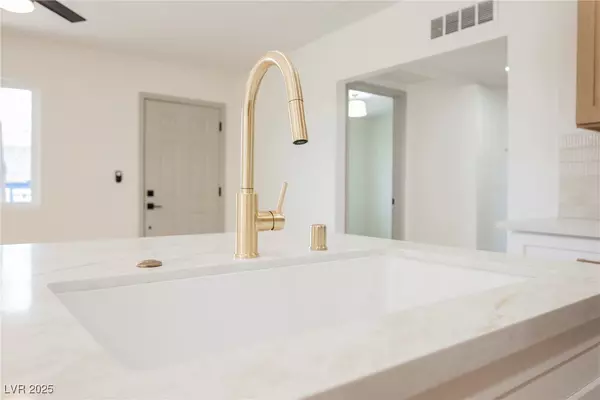 North Las Vegas, NV 89030,2816 Fort Sumter DR