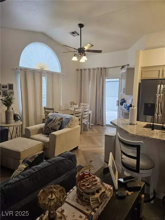 Las Vegas, NV 89131,7536 Fencerow ST