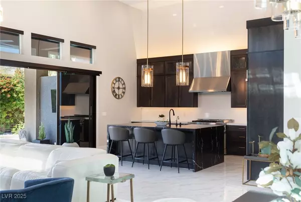 Las Vegas, NV 89135,10782 White Clay DR