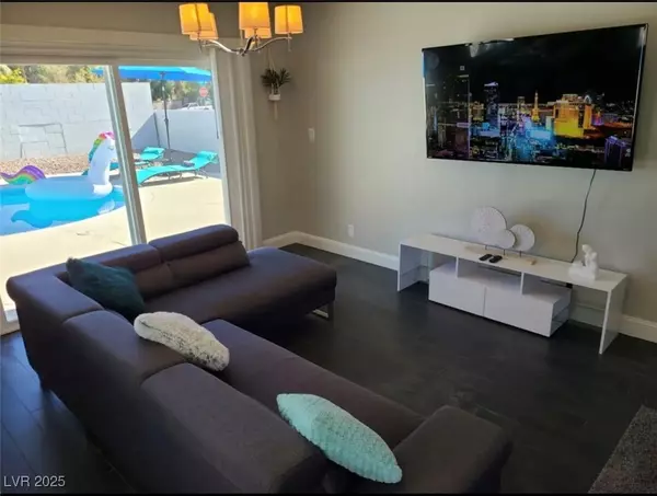 Las Vegas, NV 89121,3130 Plaza ST