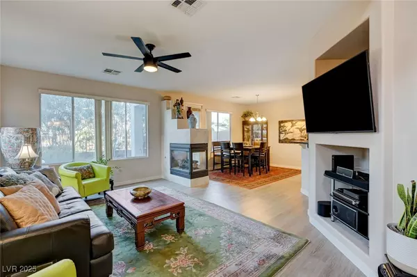 Henderson, NV 89012,722 Solitude Point AVE