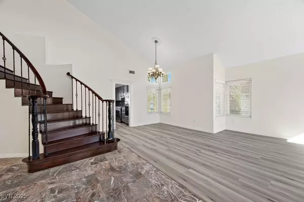 Las Vegas, NV 89128,8420 Haven Brook CT