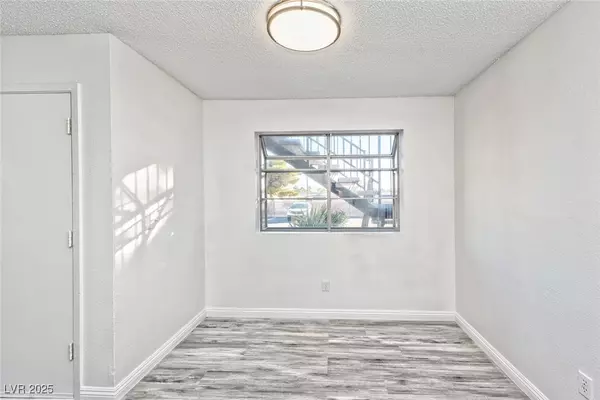 Las Vegas, NV 89121,2684 Bryandouglas DR #B