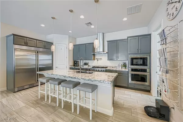 7073 Winstar ST, Las Vegas, NV 89131