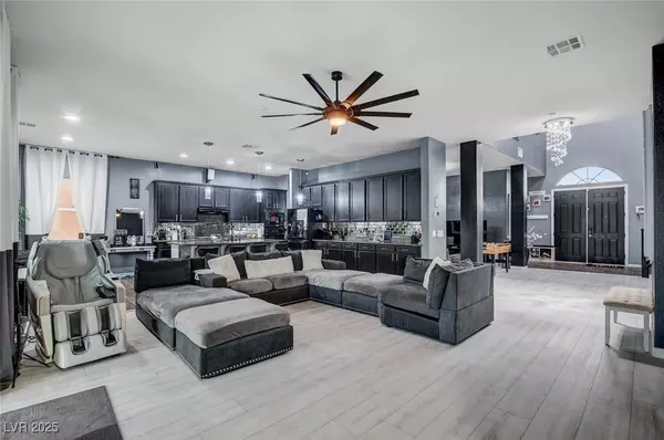 Las Vegas, NV 89178,8826 Dramatic Gold AVE