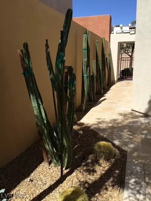 Las Vegas, NV 89123,9176 Aqueduct ST