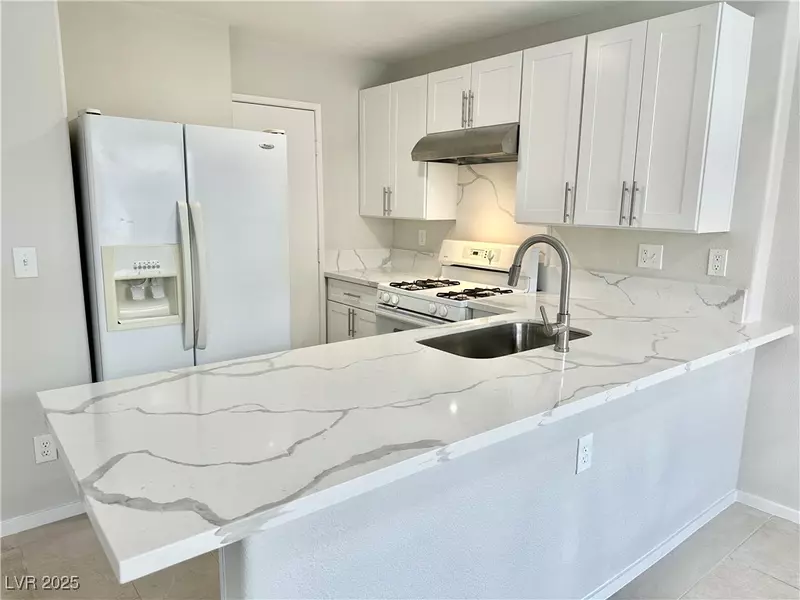 2525 Sierra Bello AVE #103, Las Vegas, NV 89106