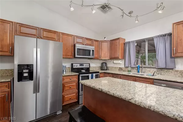 Las Vegas, NV 89103,6580 Mountainwood LN