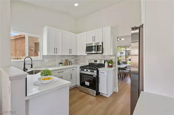 Henderson, NV 89074,2854 Mahogany Grove AVE