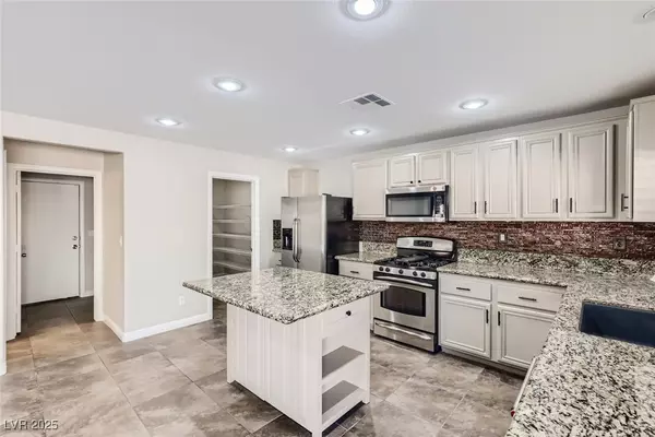 Las Vegas, NV 89131,8717 Apiary Wind ST