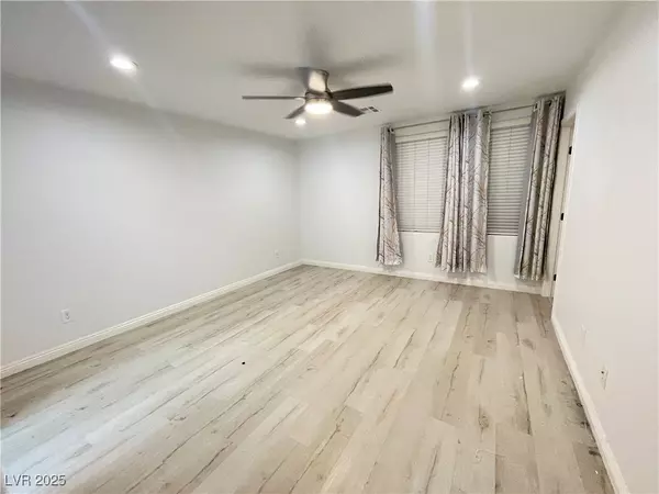 Henderson, NV 89044,3052 Bicentennial Pkwy