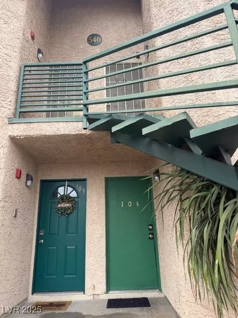 540 Elm DR #104, Las Vegas, NV 89169