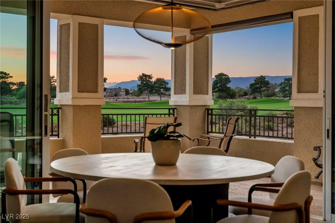 Las Vegas, NV 89144,9141 Las Manaitas AVE #202