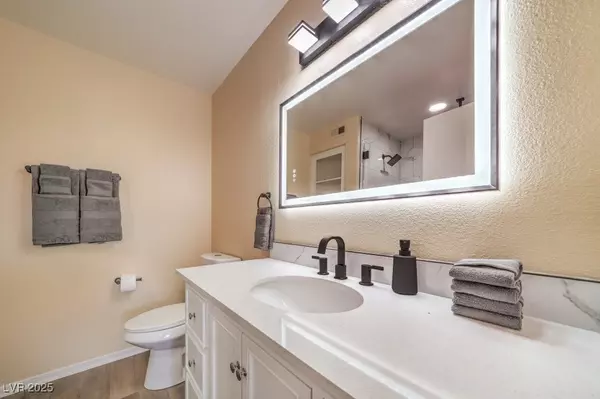 Henderson, NV 89052,950 Seven Hills DR #1521