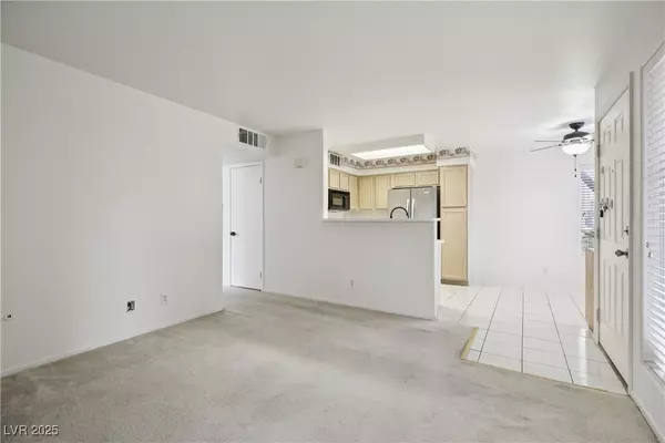 Las Vegas, NV 89120,3047 Casey DR #101