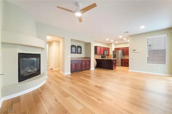 Las Vegas, NV 89148,62 Myrtle Springs CT