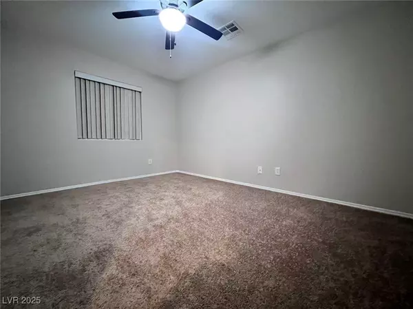 Las Vegas, NV 89144,11004 Napa Ridge DR