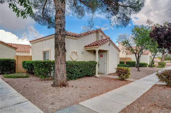 Las Vegas, NV 89108,5401 Bugle WAY #103