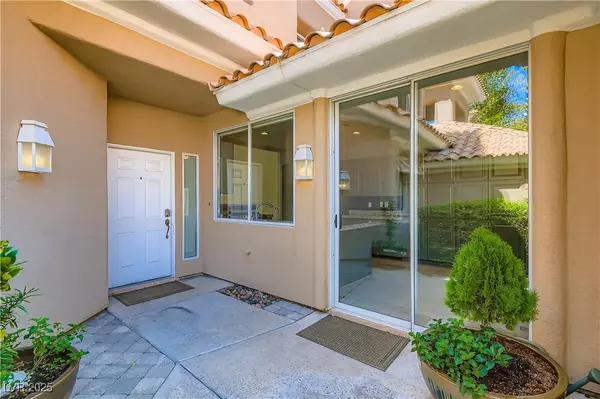 Las Vegas, NV 89113,5016 Mount Pleasant LN