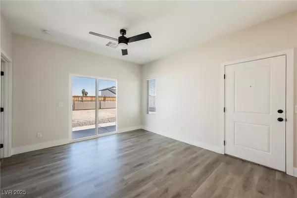 Las Vegas, NV 89122,5240 Denning ST