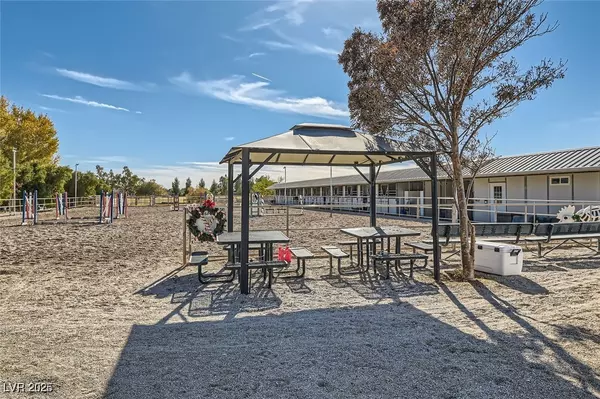 Las Vegas, NV 89131,6320 Horse DR