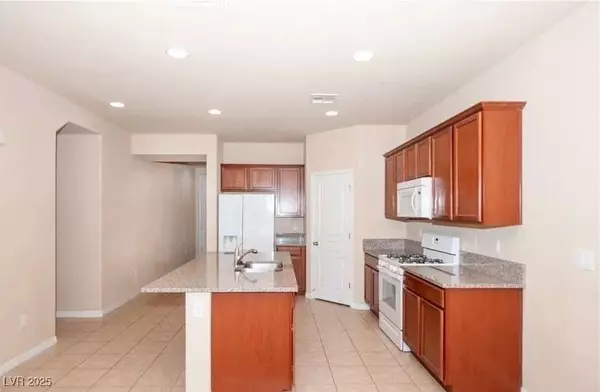 Las Vegas, NV 89179,7659 Dewy Falls AVE