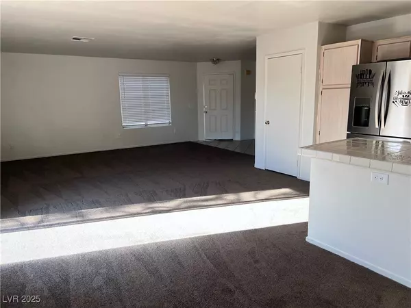 Las Vegas, NV 89115,3880 Blue Wave DR