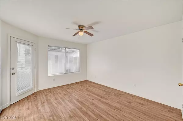 Las Vegas, NV 89120,3119 Key Largo DR #202