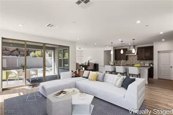 Henderson, NV 89052,1989 Regal Bluff DR