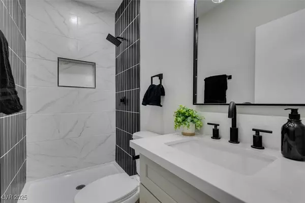 Las Vegas, NV 89102,2616 Cabot ST