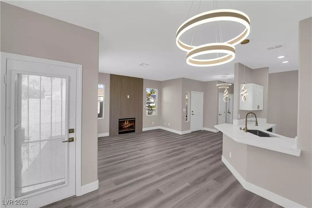 Las Vegas, NV 89123,999 Country Skies AVE