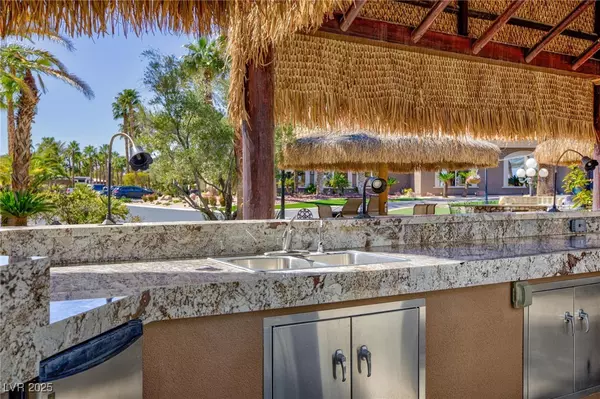 Las Vegas, NV 89139,8175 Arville ST #159