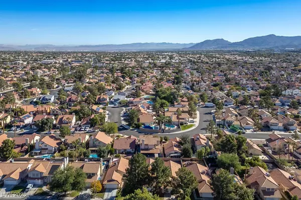 Henderson, NV 89074,86 Quiet Desert LN