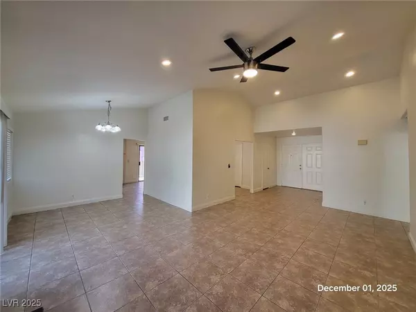 Las Vegas, NV 89103,6580 Candleberry RD