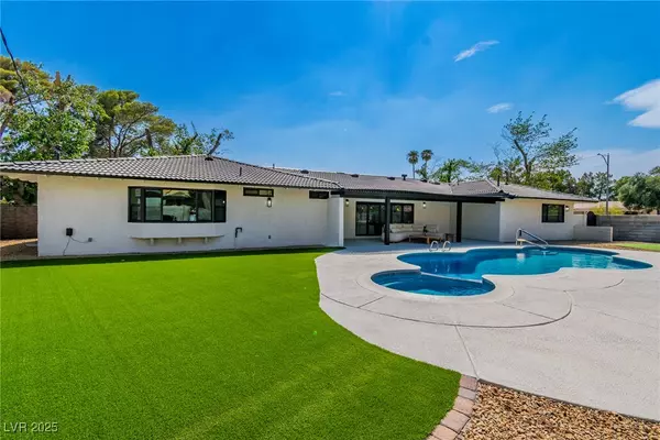 Las Vegas, NV 89107,3112 Conners DR