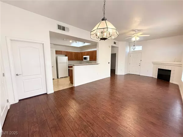 Las Vegas, NV 89129,3375 Cactus Shadow ST #101