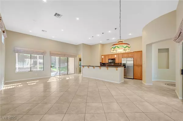 Henderson, NV 89052,7 Kennesaw RD