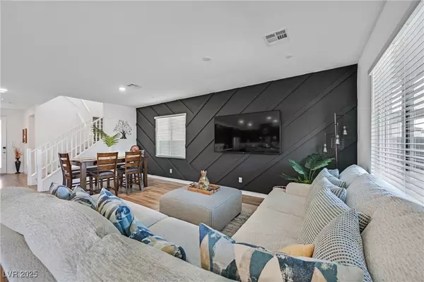 Henderson, NV 89015,282 Mount Steele AVE