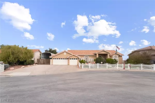 396 E Country Club DR, Henderson, NV 89015