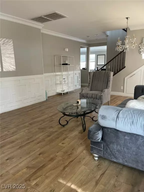 Las Vegas, NV 89179,7304 Apache Mission CT